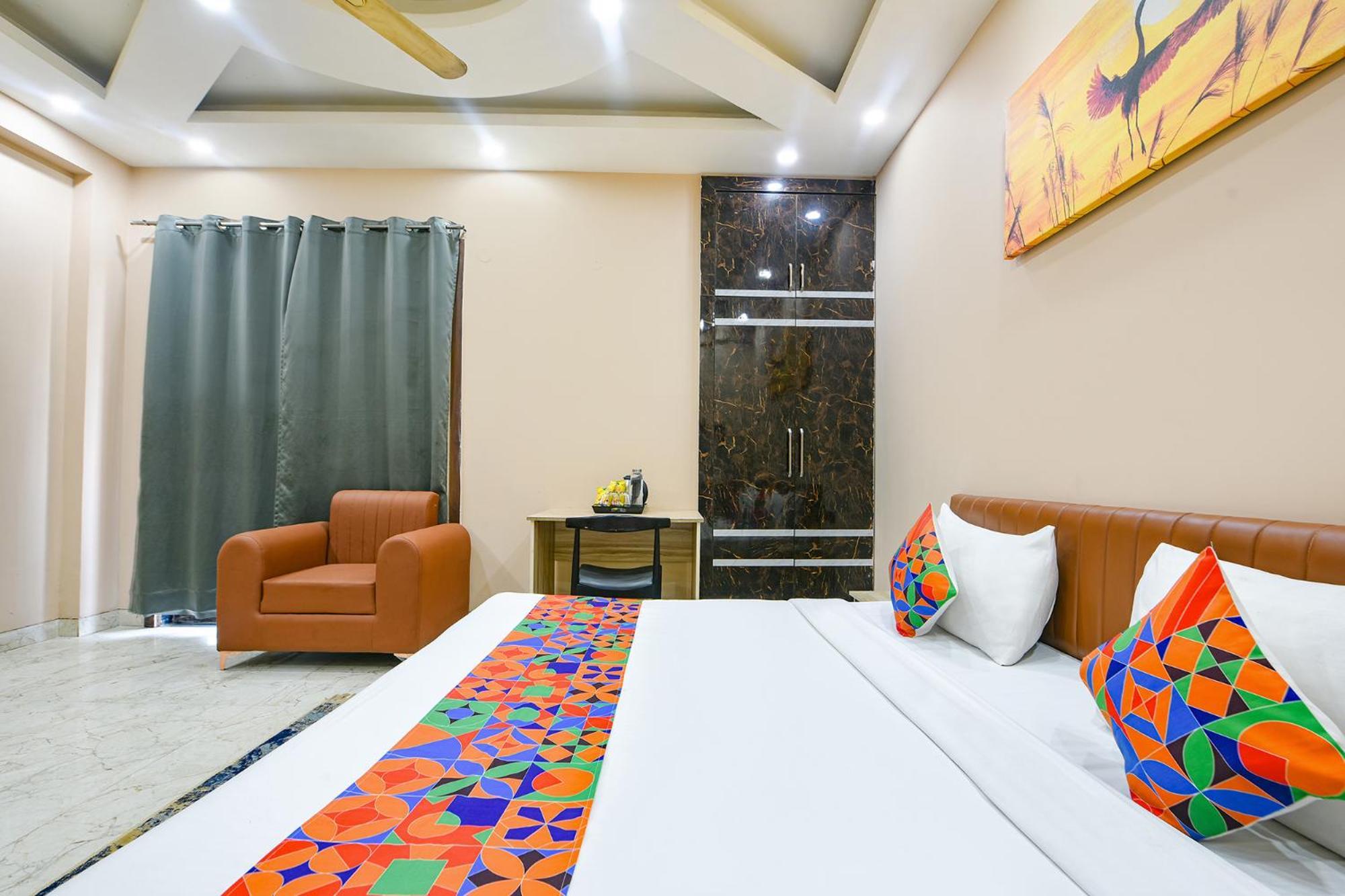Fabhotel Vibe Noida Buitenkant foto