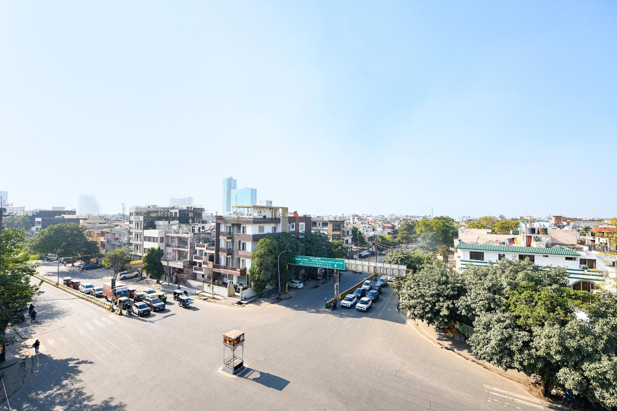 Fabhotel Vibe Noida Buitenkant foto